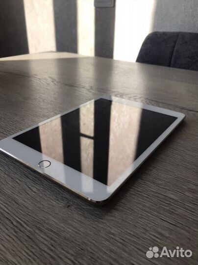 iPad mini 3 64gb Wi-Fi + Cellular Gold