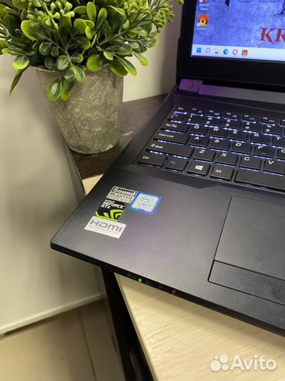 Игровой ноутбук GTX 1050/Core i5/SSD+Hdd/8 озу