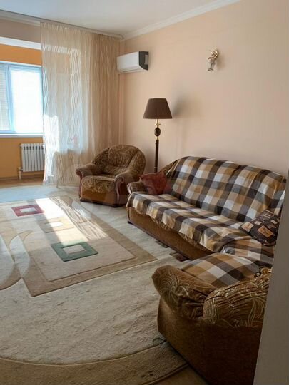 2-к. квартира, 60 м², 10/12 эт.