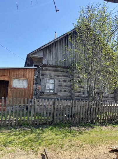 Дом 30 м² на участке 8 сот.