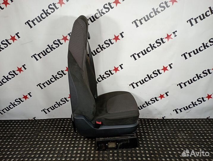 1879026 Сиденье водительское пневматическое