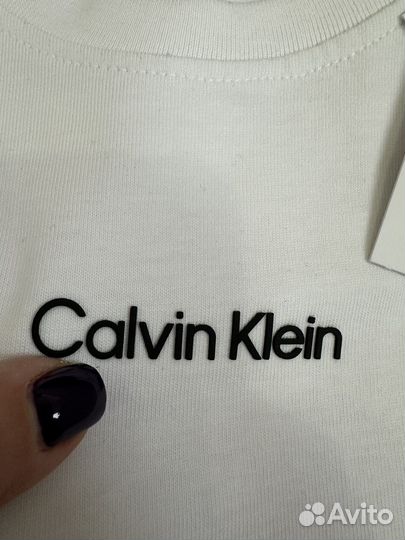 Футболка женская calvin klein