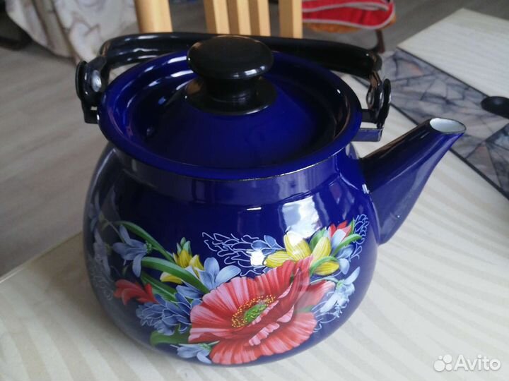 Чайник эмалированный 3л. новый