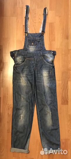 Комбинезон джинсовый