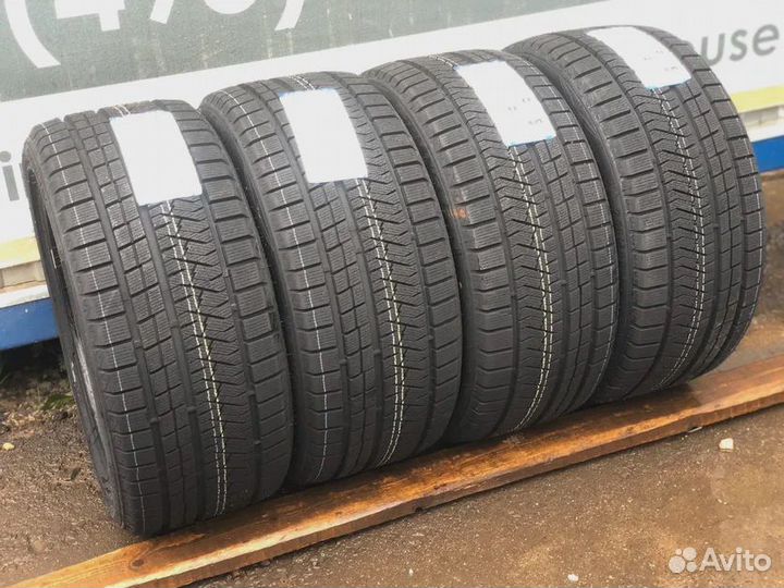 Triangle Trin PL02 225/45 R18