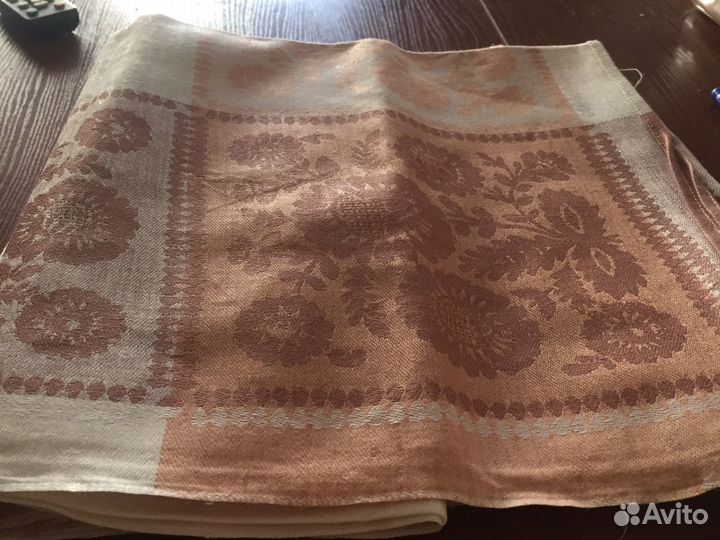 Скатерть, полотенце льняное