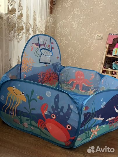 Сухой бассейн с шариками