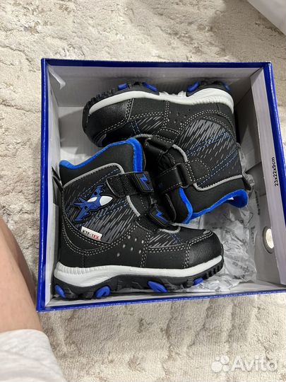 Ботинки зимние котофей 23 размер новые