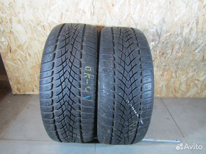 Dunlop SP Winter Sport 4D 235/50 R18