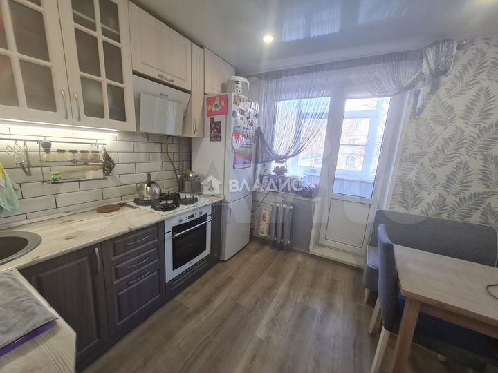 3-к. квартира, 67 м², 2/5 эт.