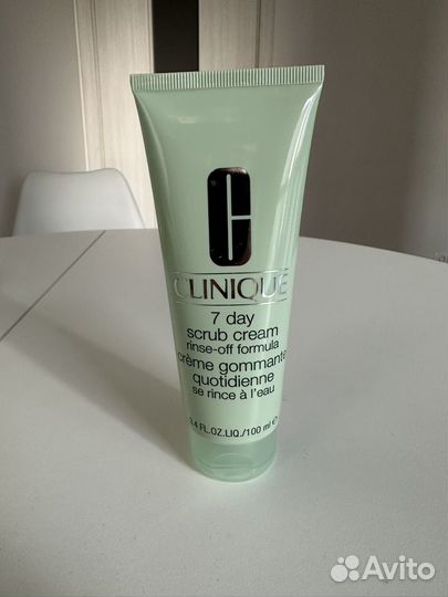 Clinique 7 DAY Скраб крем