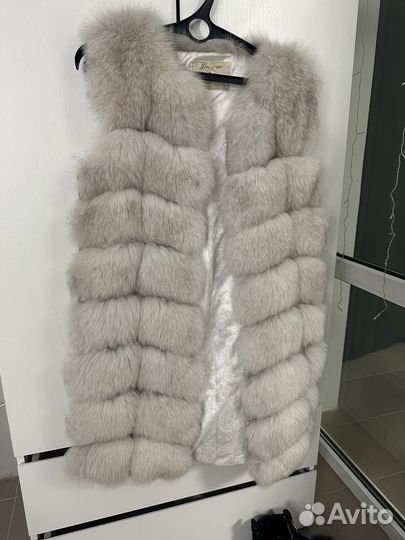 Меховая жилетка писец
