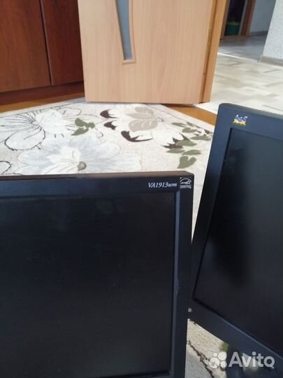 Мониторы 17. 19. дюйма