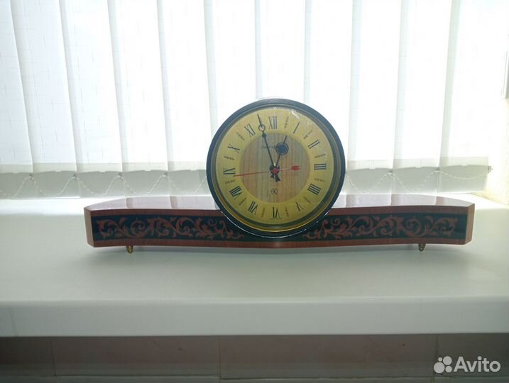 Часы настольные янтарь СССР