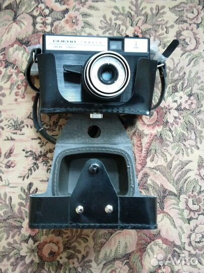 Плёночный фотоаппарат 