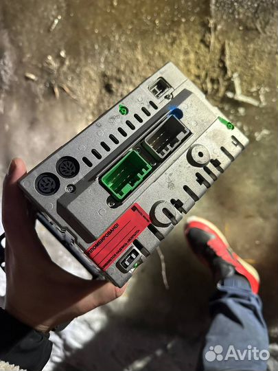 Магнитола HU650