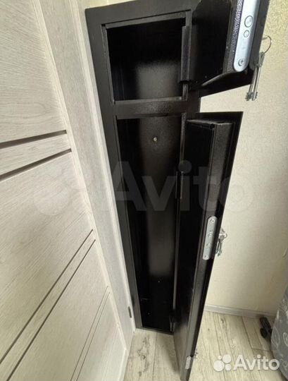 Оружейный сейф новый