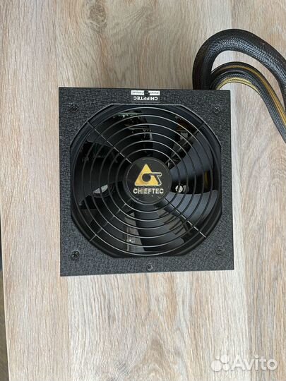 Блок питания Chieftec GPS - 1000C Gold