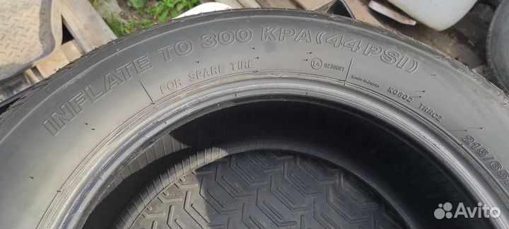 Bridgestone 613V 215/65 R16 98M