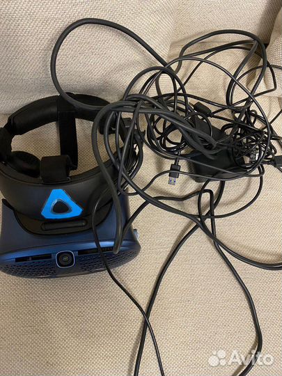 Виар очки с джойстиками