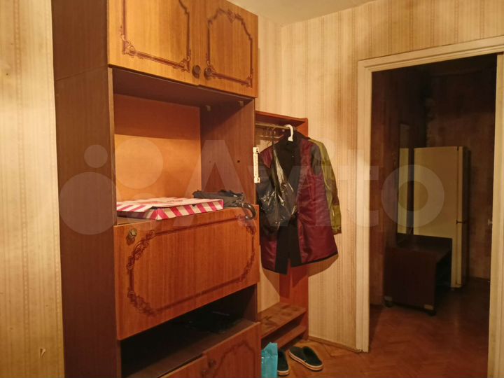 Комната 13 м² в 2-к., 2/12 эт.