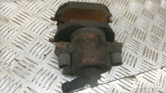 Суппорт тормозной передний правый skoda octavia A5