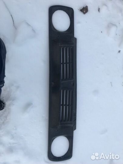 Решетка радиатора niva