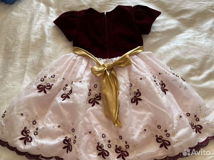 Платье нарядное для девочки
