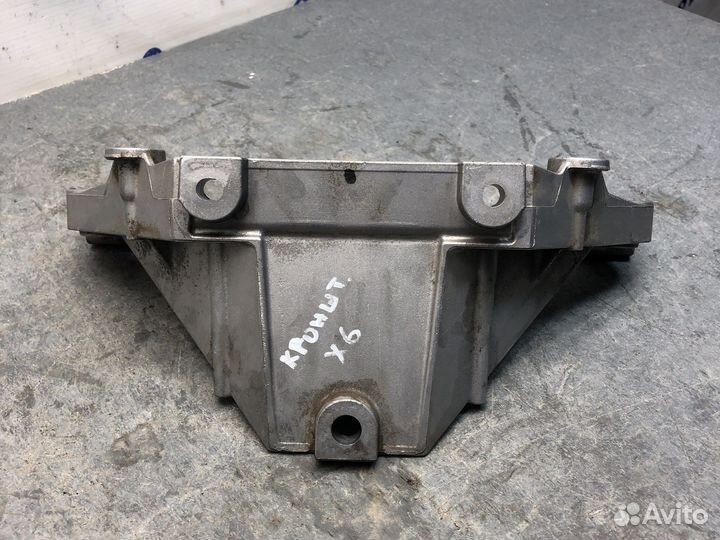 Кронштейн перед панели BMW X6