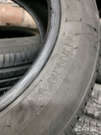 Arivo Premio ARZero 205/60 R16