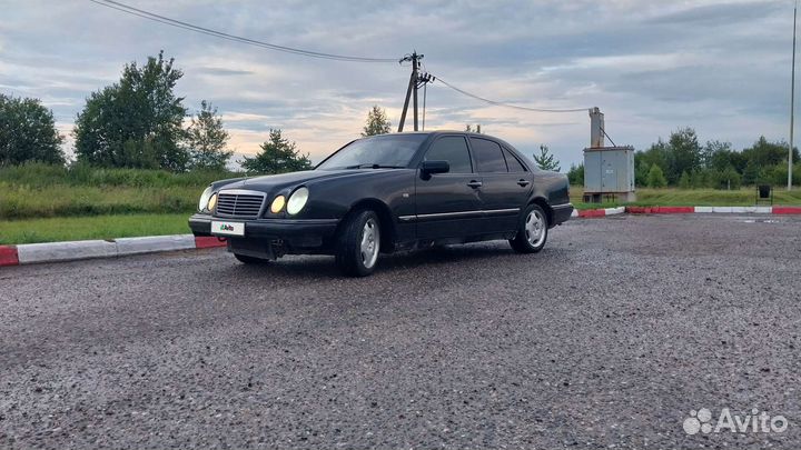 Mercedes-Benz E-класс 2.3 AT, 1997, 415 000 км