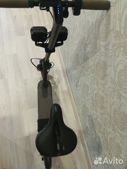 Самокат взрослый электрический бу