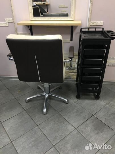 Тележка парикмахерска, кресло парикмахерское