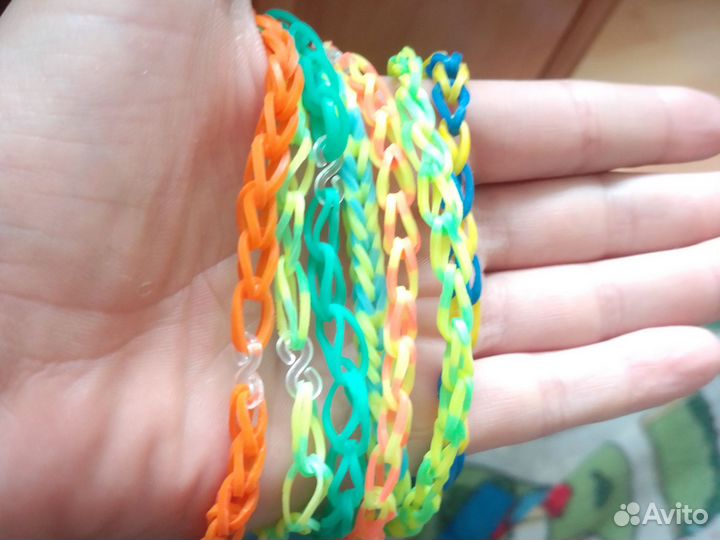 Резиновые браслеты