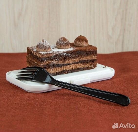 Вилка чёрная из жёсткого пластика «премиум»