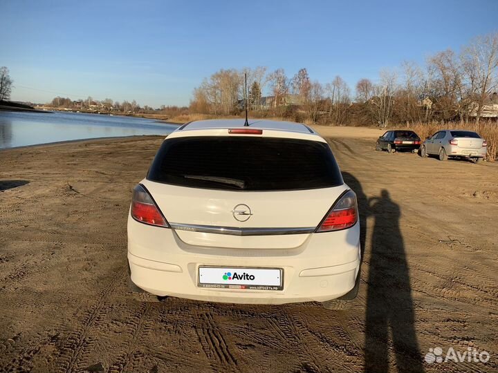 Opel Astra 1.6 МТ, 2010, 174 000 км