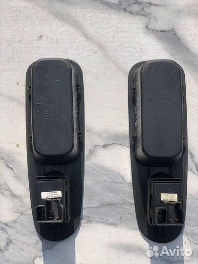 Кнопка стеклоподъемника задняя Dodge Intrepid II