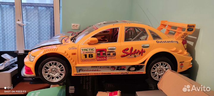 Огромные машинки радиоуправлении для проекта метр