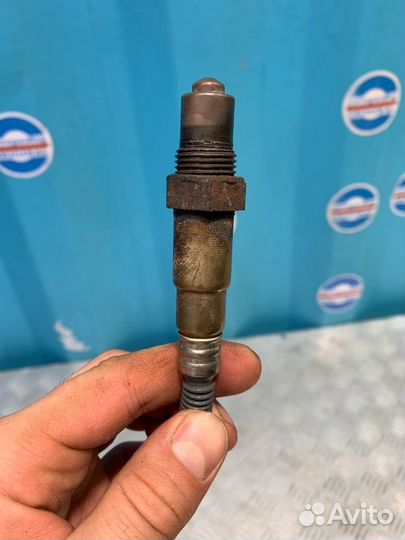 Датчик кислородный верхний Volkswagen Passat B7