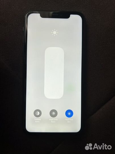 Телефон iPhone 11 64 gb
