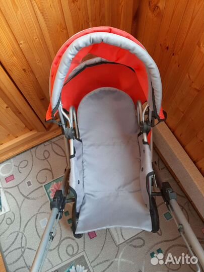 Коляска для кукол