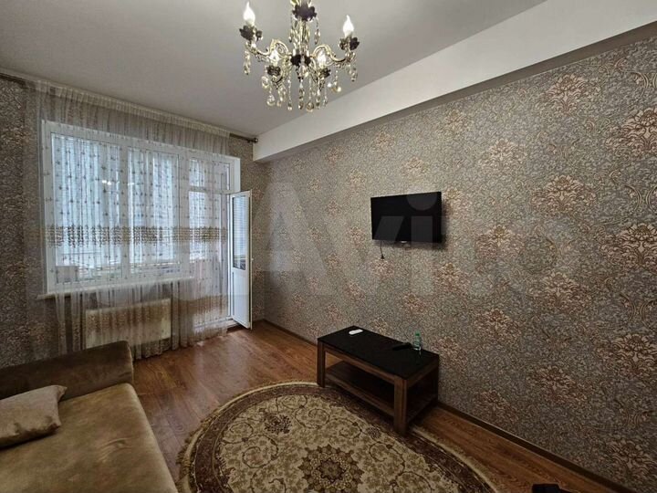 2-к. квартира, 70 м², 6/11 эт.