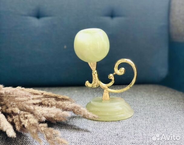 Подсвечник из камня оникс