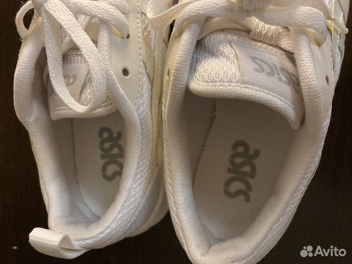 Женские кроссовки Аsics