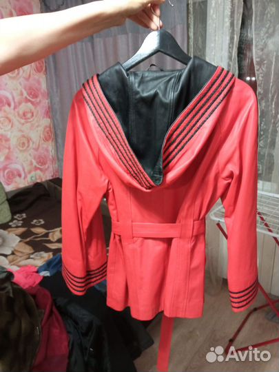 Куртка коженная