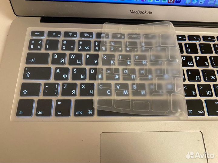 Силиконовая накладка на клавиатуру MacBook Air 13