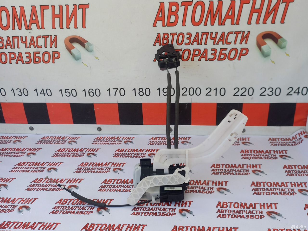 Замок двери задней правой Хендай ix35