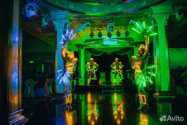 Световое шоу на свадьбу. Постановка первого танца