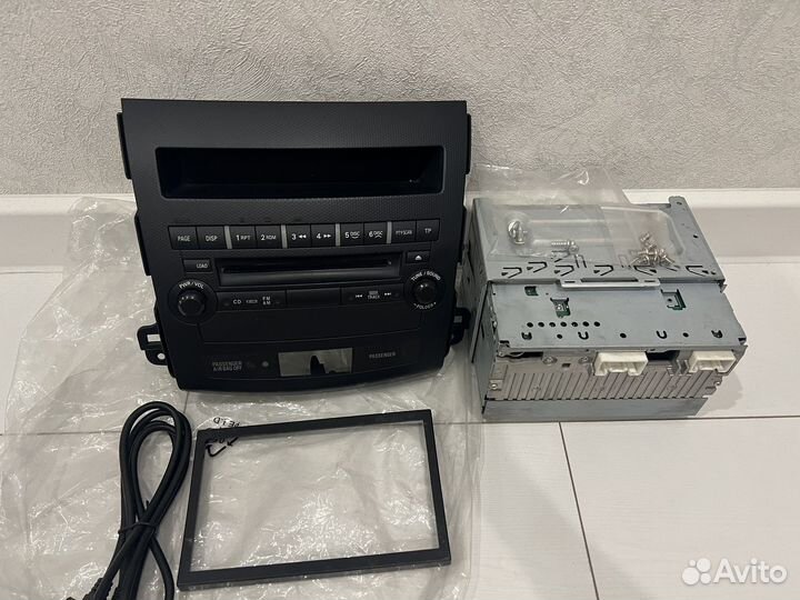 Штатный магнитофон mitsubishi pajero