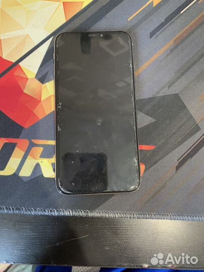 iPhone X, 64 ГБ